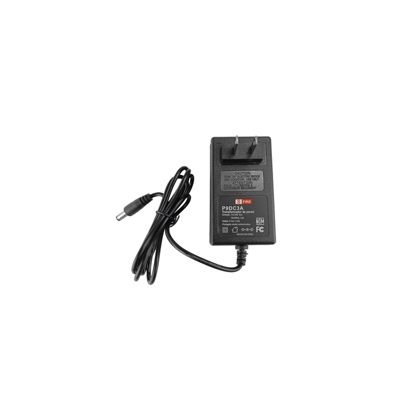 9 Vcc / 3 A / Adaptador de voltaje / Voltaje de Entrada de 100-240 Vca / Para Usos Múltiples / Video Vigilancia, Acceso, Asistencia, Alarmas, Etc.