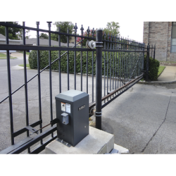 Operador para Puertas Corredizas / Peso máximo de puerta 225 Kgs / Longitud Maxima de la Puerta 4.8 m / SOLO USO RESIDENCIAL 