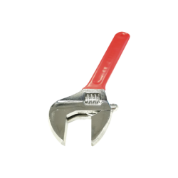 Llave Ajustable/Tipo Perico de 8" (203 mm) con Forro Plástico para Mejor Agarre.