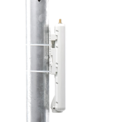 Punto de acceso y suscriptor FORCE300CSM / Alta potencia / Desempeño mejorado para ambientes ruidosos / 4.9 – 6.1 GHz / +500 Mbps / Hasta 12 CPEs (C050910C121A)