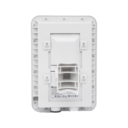 Access Point WiFi cnPilot e501S para exterior, IP67 grado industrial, Filtros para coexistencia con redes LTE, doble banda, antena sectorial 90-120 grados y puerto PoE secundario