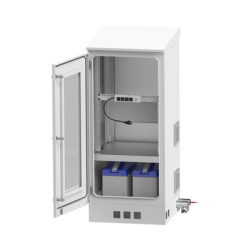 Gabinete de Piso para Exterior con Ventiladores y Termostato con Rack de 19" de 16 U + Espacio para Baterías, Se envía el Gabinete Armado.