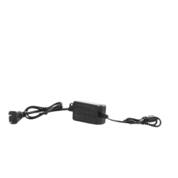 Adaptador de Pared de 12Vcc @ 1 A con cable y clavija Nema 1-15 / 0.5 metros a la toma de alimentación / 0.5 metros a la conexión del dispositivo