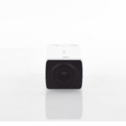Camara Box IP 4 Megapixel / Serie PRO / DARKFIGHTER / PoE / 12 Vcc o 24 VCA / WDR 120 dB / ONVIF / RS-485 / BLC /  Entrada y Salida de Audio y Alarmas (No Incluye Lente) / Micro SD 