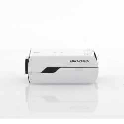 Camara Box IP 4 Megapixel / Serie PRO / DARKFIGHTER / PoE / 12 Vcc o 24 VCA / WDR 120 dB / ONVIF / RS-485 / BLC /  Entrada y Salida de Audio y Alarmas (No Incluye Lente) / Micro SD 