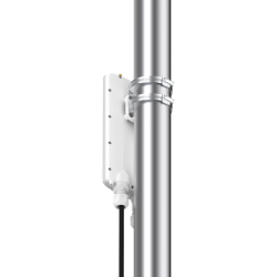 Estación base conectorizada ePMP4600L MIMO 2x2 con capacidad de hasta 2 Gbps agregados / 5725–7125 MHz (Wi-Fi 6e) / sincronización GPS / hasta 120 suscriptores 