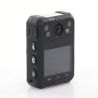 Body Camera Portátil / Grabación a 1920 × 1080p / Pantalla Frontal 1.77" TFT / Conexión Remota 4G / WiFi / GPS / Fotos de Hasta 40 Megapixel / IP68 / H.265 / 128 GB de Almacenamiento / Microfono Integrado
