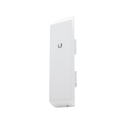 NanoStation airMAX M2 CPE,  hasta 150 Mbps, frecuencia 2 GHz (2412-2462 MHz) con antena integrada de 11 dBi