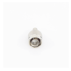 Conector TNC Macho de Anillo Plegable para Cable RG-59/U, Grupo D, Níquel/ Gold/ Delrin.â€‹